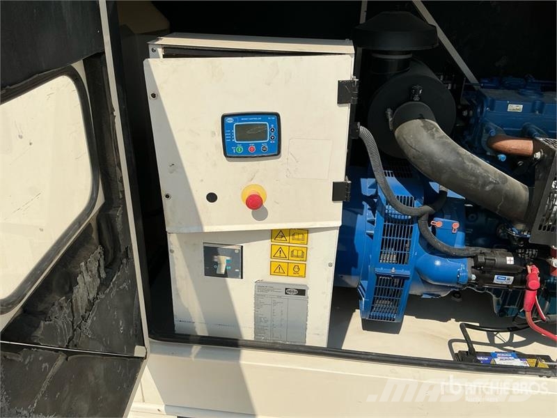 FG Wilson P165-5 187.5 kVA Skid-Mounted Generator Set مولدات ديزل