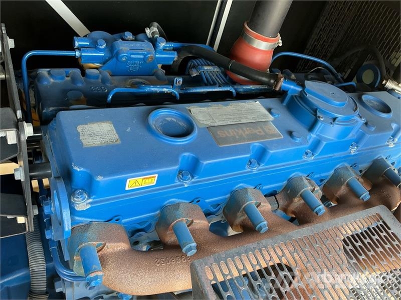 FG Wilson P200-3 200 kVA Skid-Mounted Generator Set مولدات ديزل