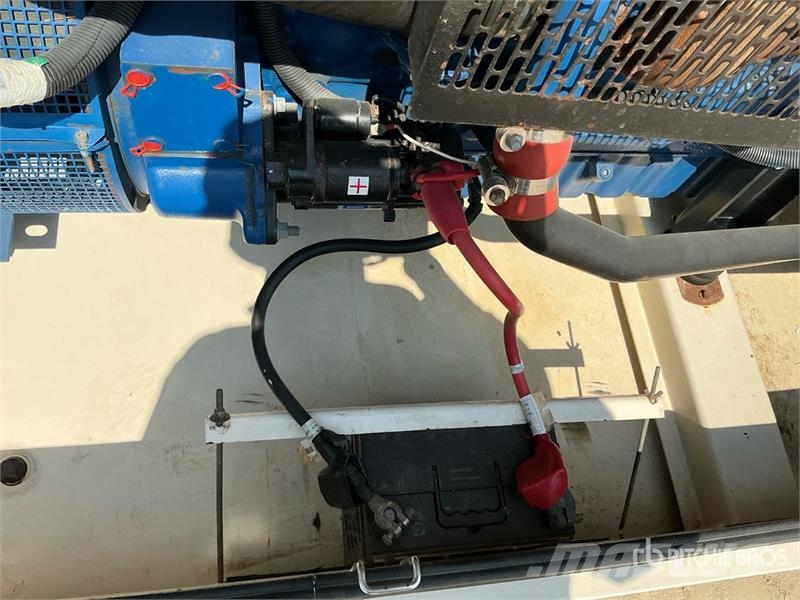 FG Wilson P200-3 200 kVA Skid-Mounted Generator Set مولدات ديزل