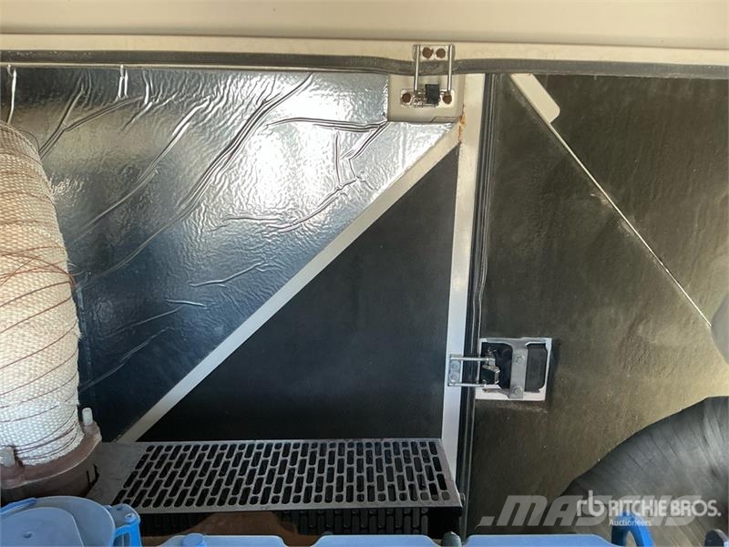 FG Wilson P200-3 200 kVA Skid-Mounted Generator Set مولدات ديزل