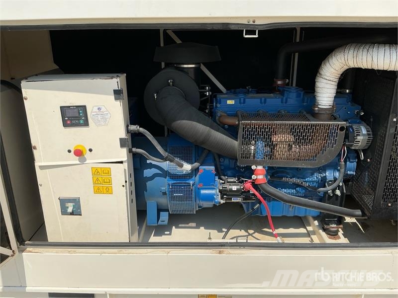 FG Wilson P200-3 200 kVA Skid-Mounted Generator Set مولدات ديزل