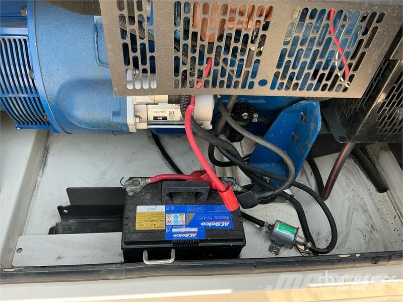 FG Wilson P50-5 56 kVA Skid-Mounted Generator Set مولدات ديزل
