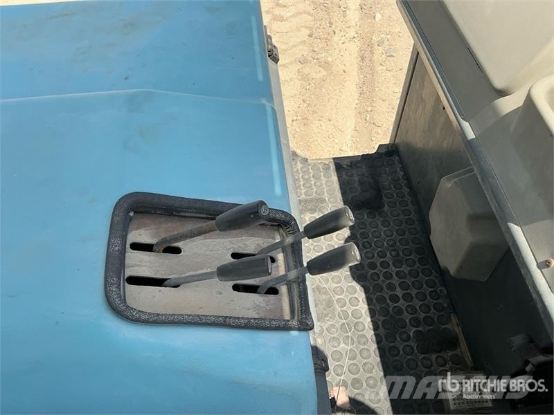 Fimap FS120D Ride-On Floor Sweeper معدات أخرى للحصاد