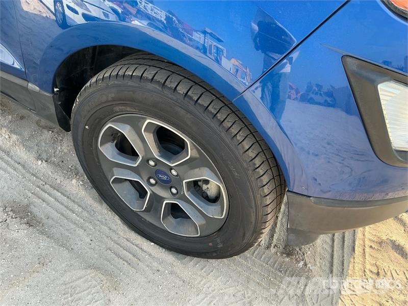 Ford ECO SPORT 2WD SUV (Inoperable) سيارات