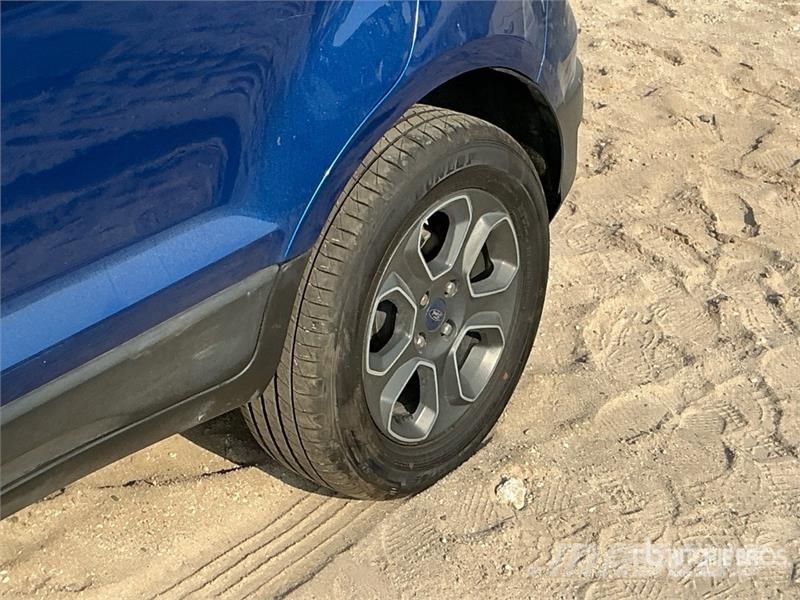 Ford ECO SPORT 2WD SUV (Inoperable) سيارات