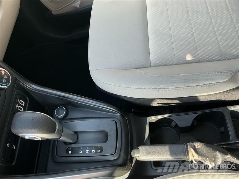 Ford ECO SPORT 2WD SUV (Inoperable) سيارات