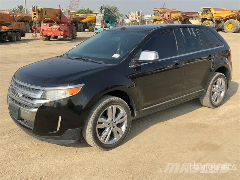 Ford EDGE AWD SUV Automobily