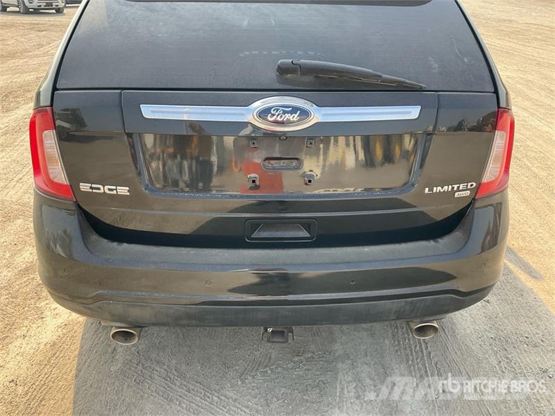 Ford EDGE AWD SUV Automobily