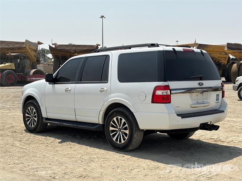Ford Expedition 4x4 SUV Cars