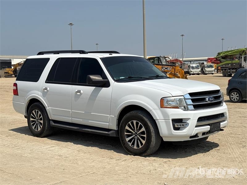 Ford Expedition 4x4 SUV Cars