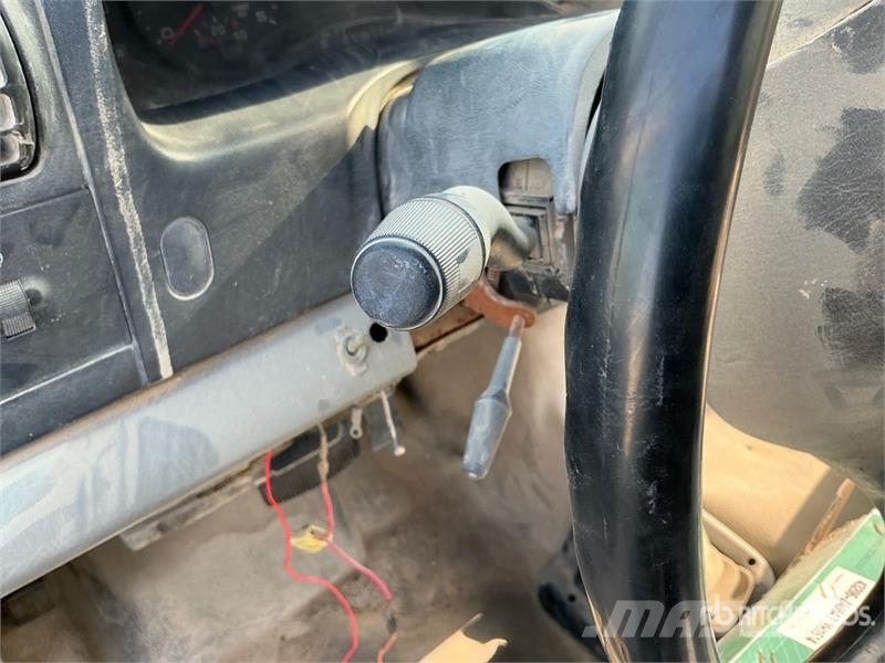 Ford F-450 4x4 Crew Cab Pickup (Inoperable) Άλλα Vans