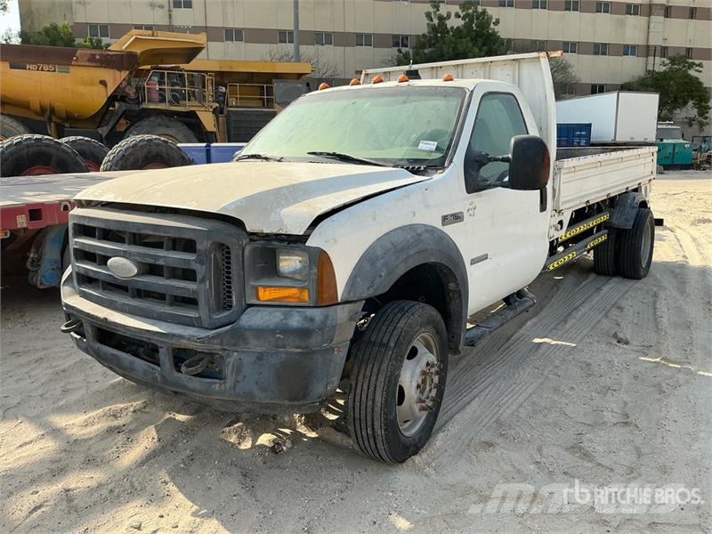 Ford F-450 4x4 Pickup (Inoperable) Egyéb