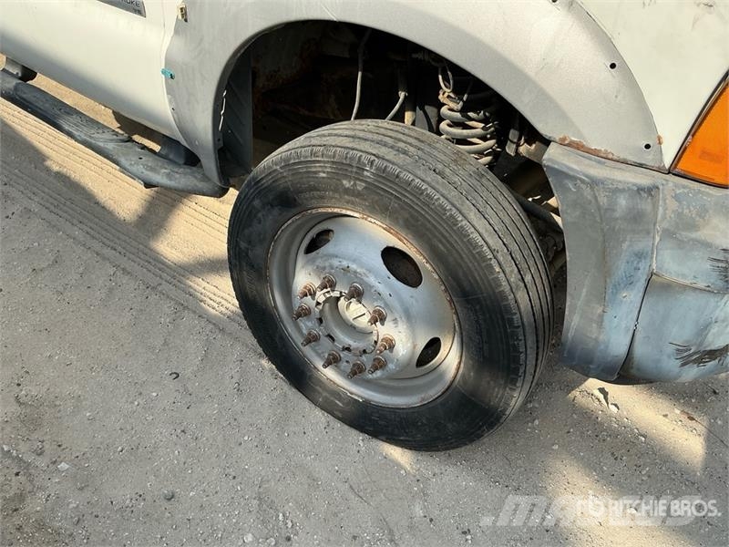 Ford F-450 4x4 Pickup (Inoperable) Egyéb