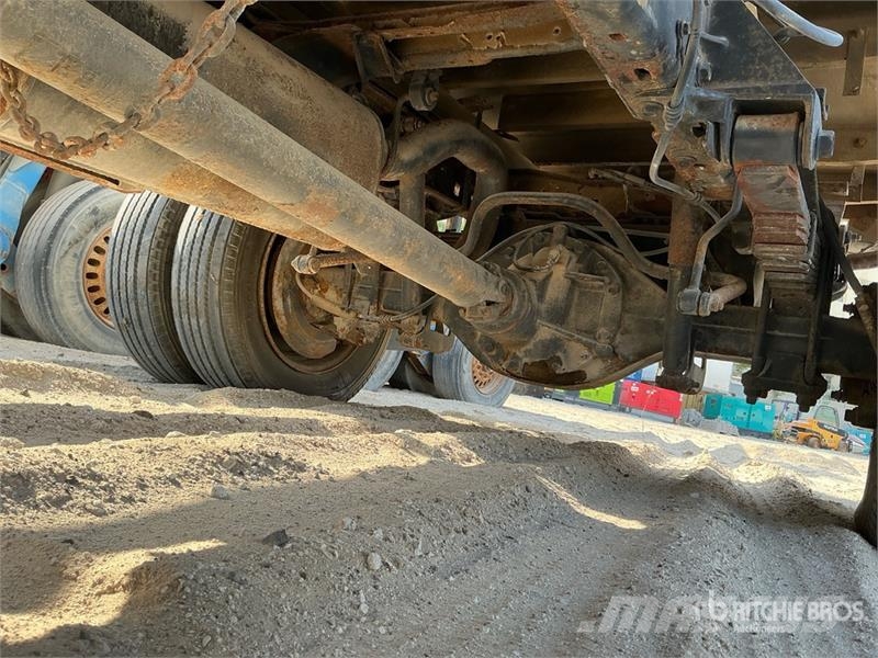 Ford F-450 4x4 Pickup (Inoperable) Egyéb