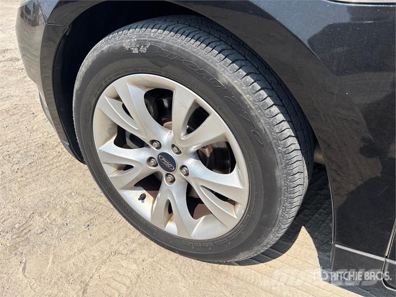 Ford Taurus Automobile سيارات