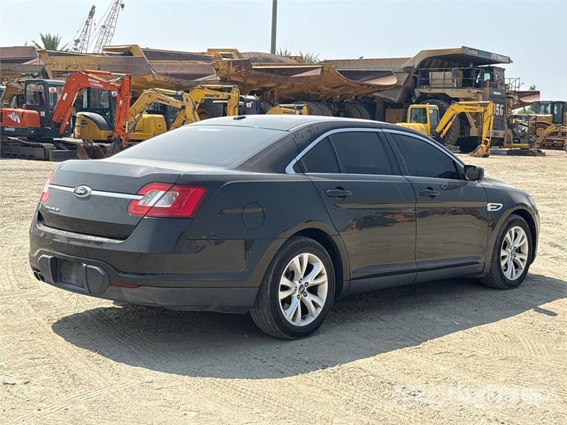 Ford Taurus Automobile سيارات