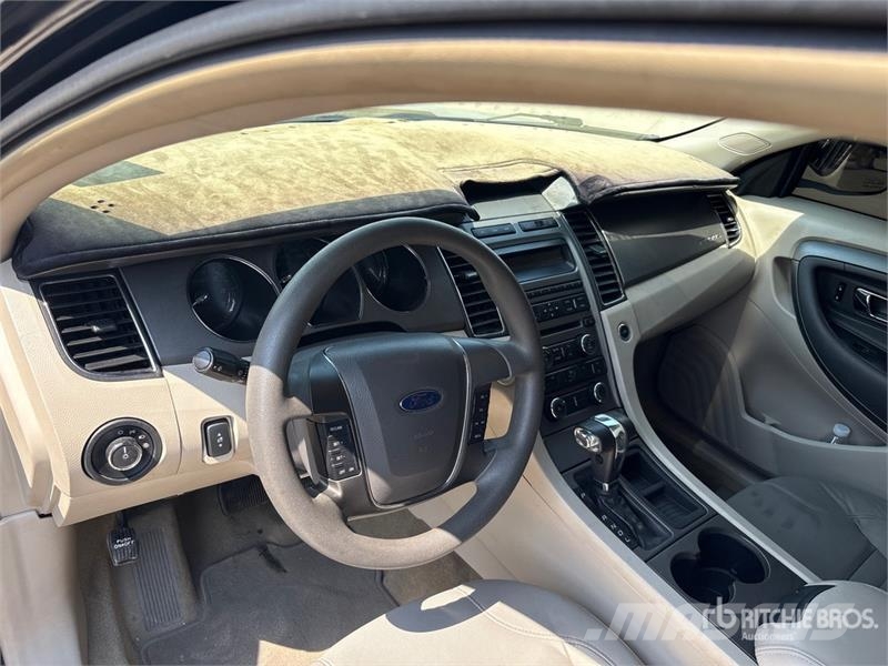 Ford Taurus Automobile سيارات