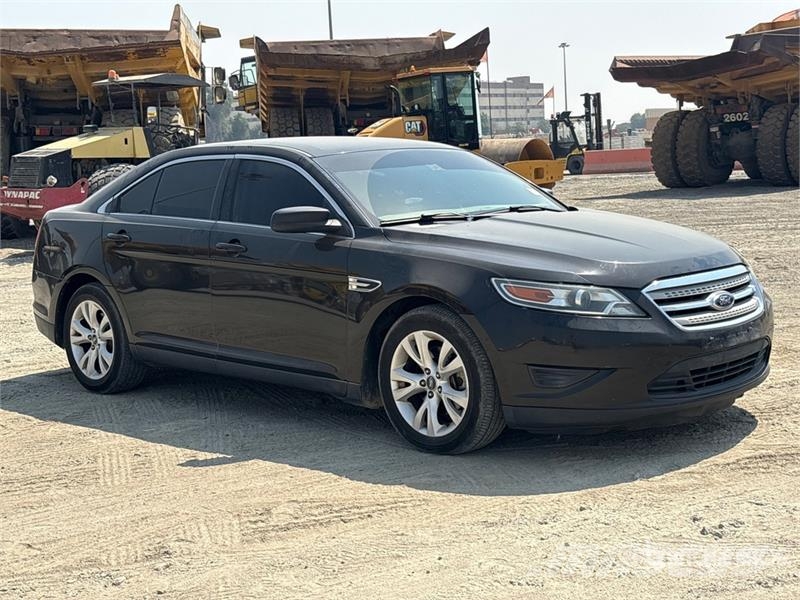 Ford Taurus Automobile سيارات