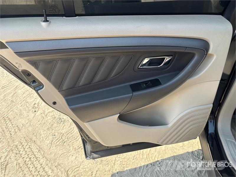 Ford Taurus Automobile سيارات
