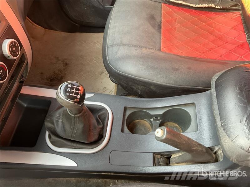 Foton Tunland 4x2 Crew Cab Pickup Drugi