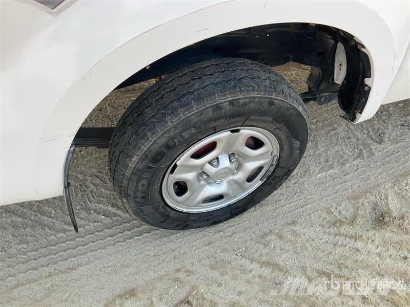 Foton Tunland 4x2 Crew Cab Pickup Drugi