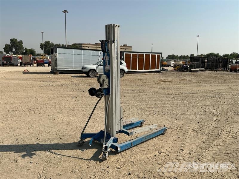 Genie SLA-15 Vertical Mast Lift Vertikálne stĺpové výťahy