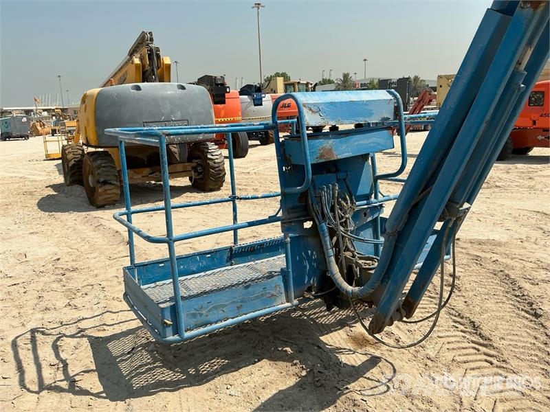 Genie Z80/60 4WD Diesel Articulating Boom Lift Iseliikuvad poomtõstukid