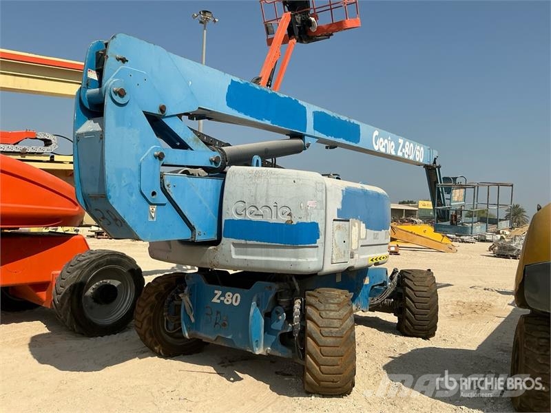 Genie Z80/60 4WD Diesel Articulating Boom Lift (Inoperab Iseliikuvad poomtõstukid