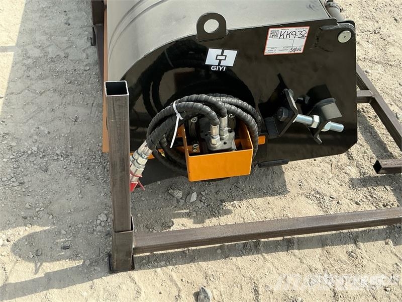 GIYI GY-BS72 1050 mm Skid Steer Sweeper (Unused) Süpürgeler