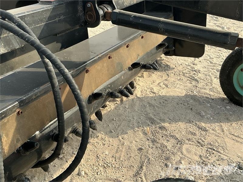 GIYI GY-PR71 1800 mm Skid Steer Power Rake (Unused Ancinho virador