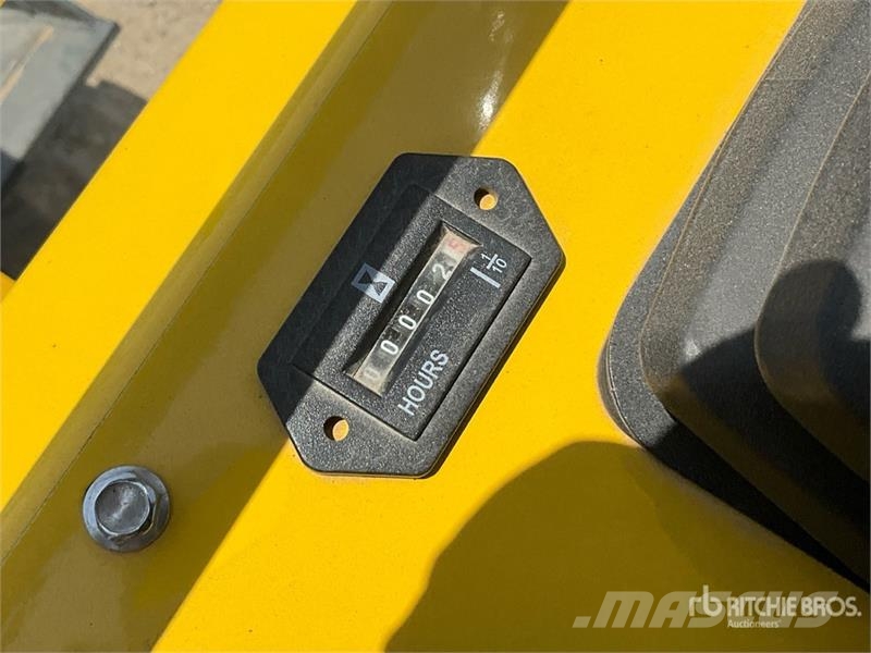 Granit G800 Mini Excavator (Unused) Miniekskavaatorid < 7 t
