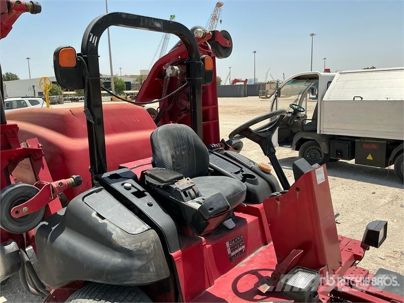  Groundmaster 5900 4x2 Ride-On Lawn Mower ركوب الحشائش