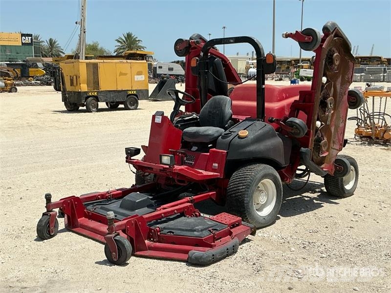  Groundmaster 5900 4x2 Ride-On Lawn Mower ركوب الحشائش