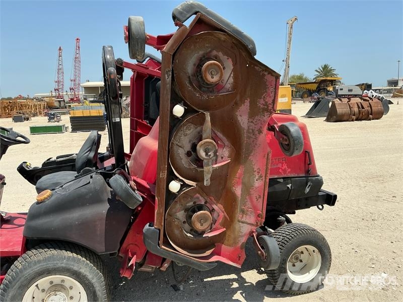 Groundmaster 5900 4x2 Ride-On Lawn Mower ركوب الحشائش
