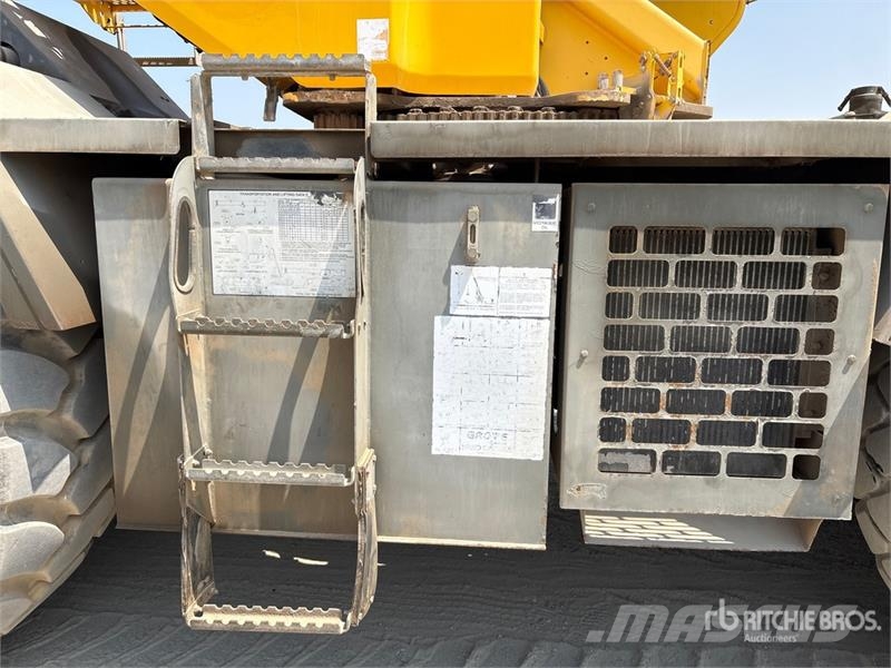 Grove RT765E-2 رافعات الطرق الوعرة