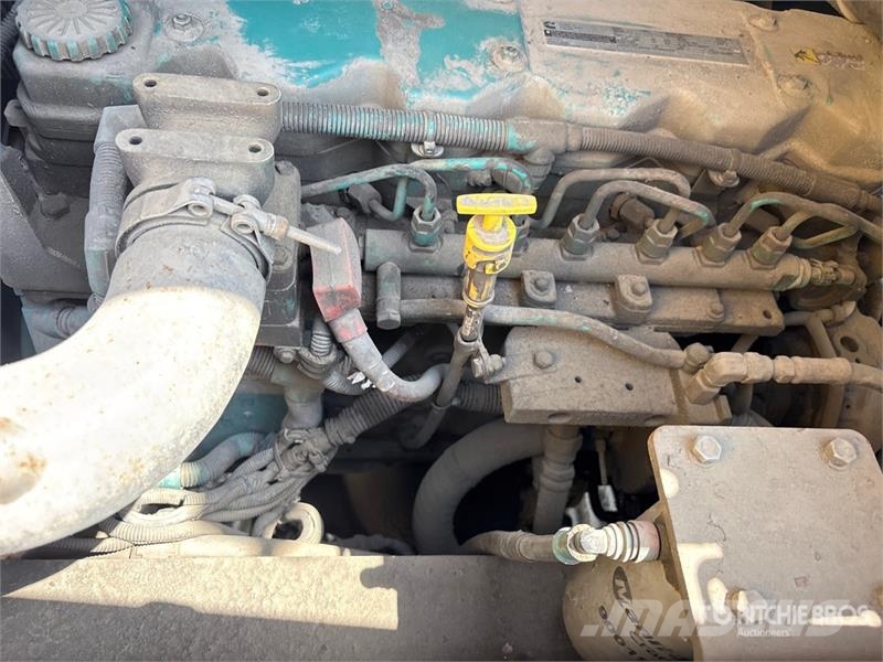 Grove RT765E-2 رافعات الطرق الوعرة