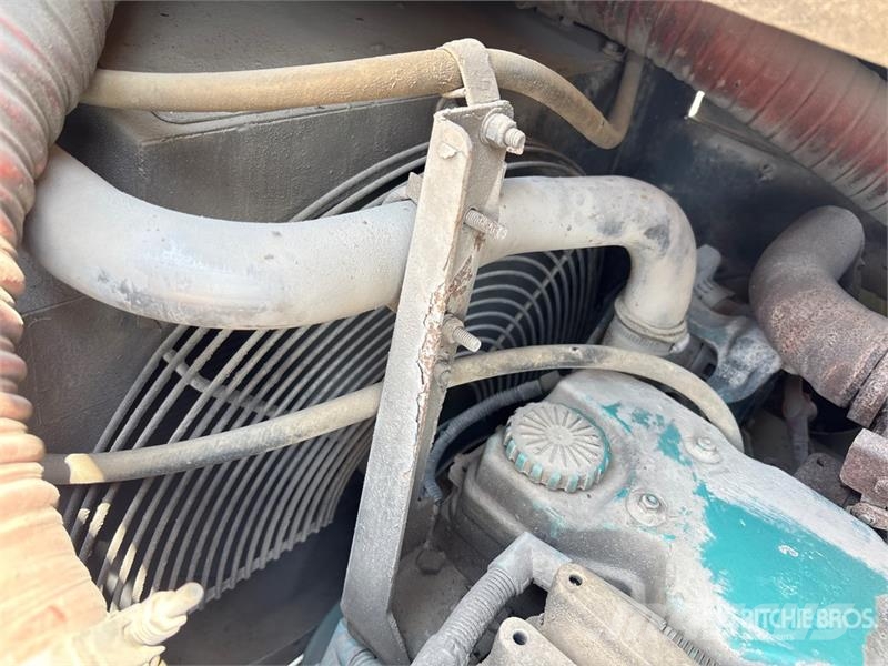 Grove RT765E-2 رافعات الطرق الوعرة