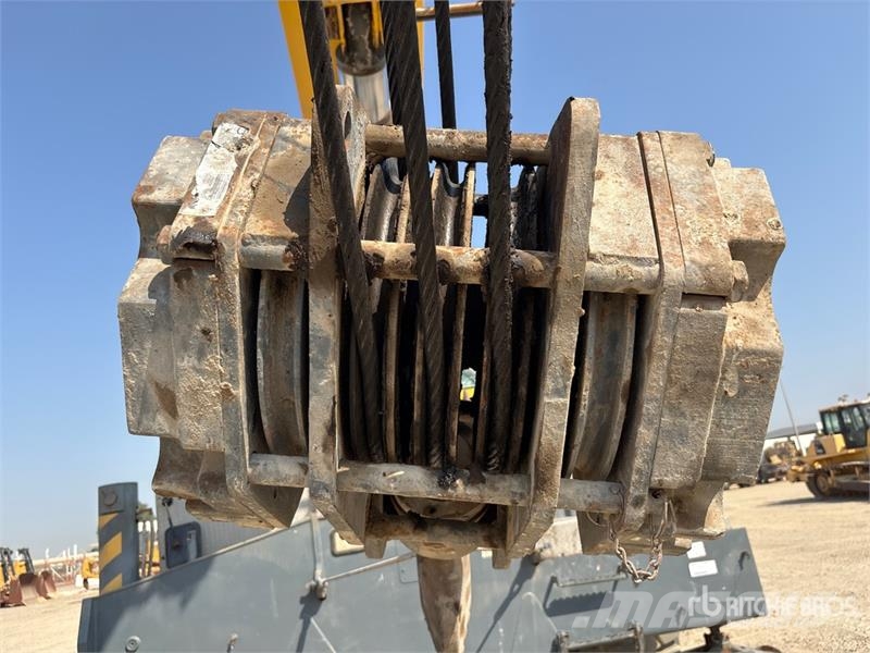 Grove RT9130E رافعات الطرق الوعرة