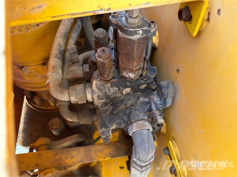 Grove RT9130E رافعات الطرق الوعرة