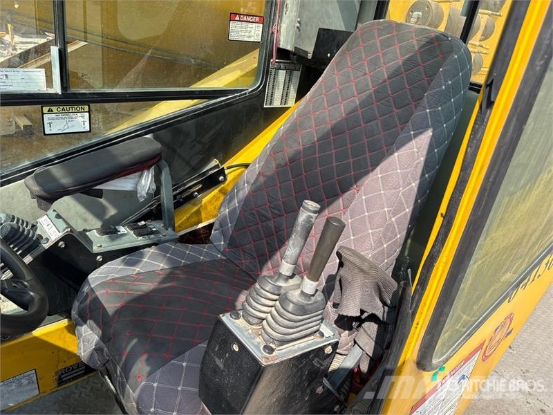 Grove RT9130E رافعات الطرق الوعرة