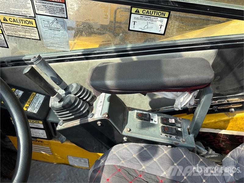 Grove RT9130E رافعات الطرق الوعرة
