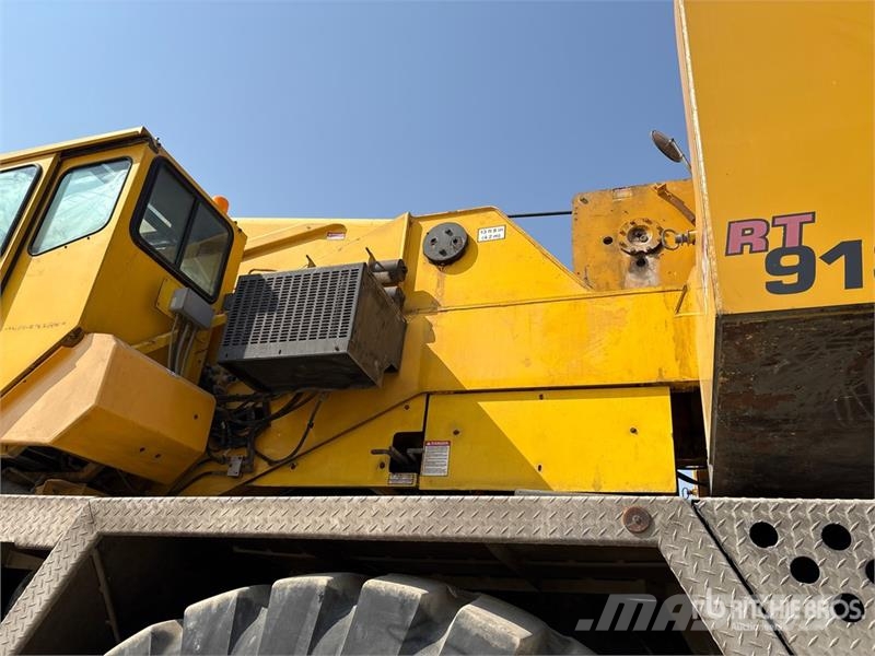 Grove RT9130E رافعات الطرق الوعرة