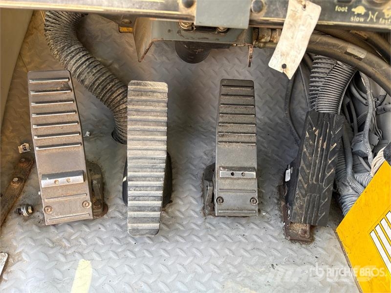 Grove RT9130E رافعات الطرق الوعرة