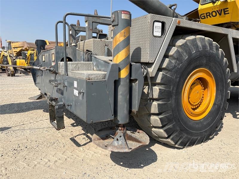 Grove RT9130E رافعات الطرق الوعرة