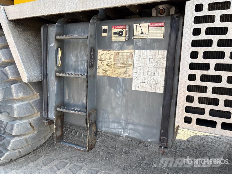 Grove RT9130E رافعات الطرق الوعرة