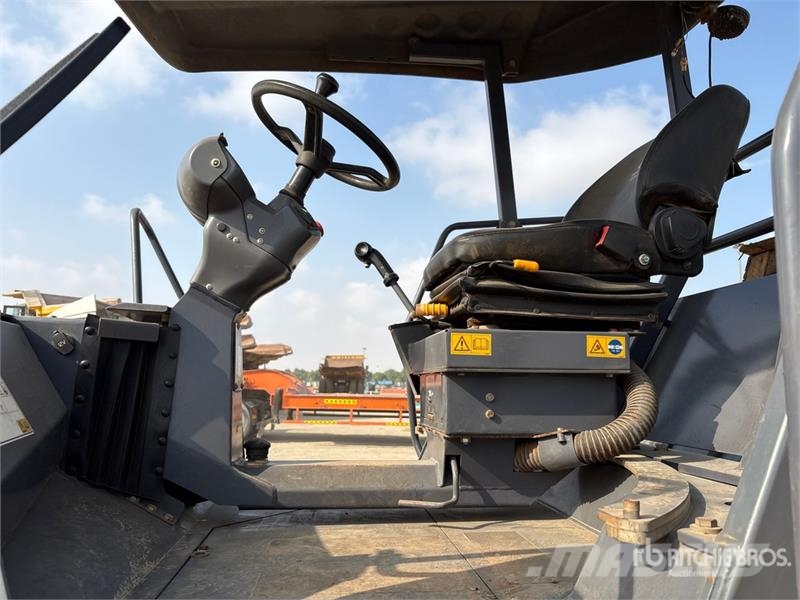 Hamm HD99I Double Drum Roller Ikerdobos hengerek