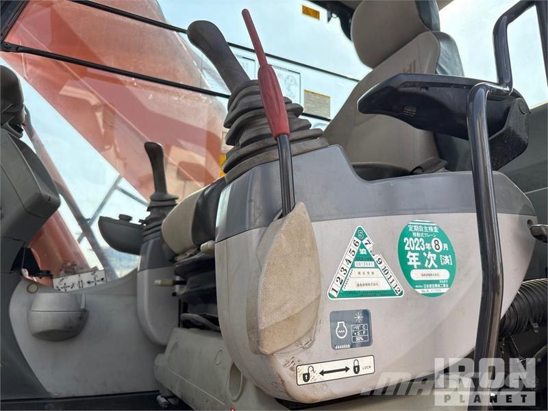 Hitachi ZH200-6 Tracked Excavator 履帶式 挖土機/掘鑿機/挖掘機