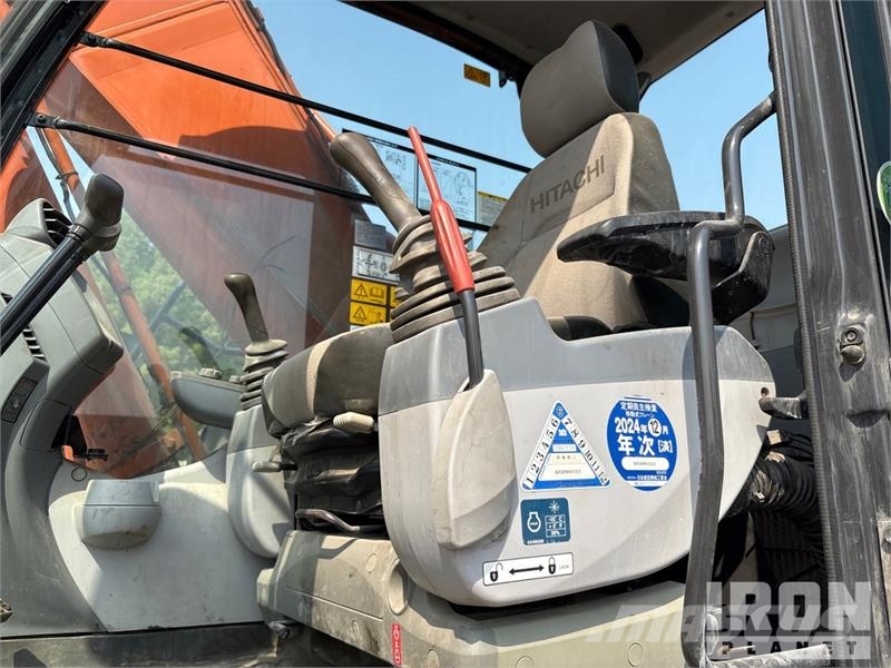 Hitachi ZH200-6 Tracked Excavator Crawler excavators