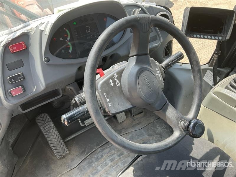 Hitachi ZW140-6 Wheel Loader لوادر بعجل