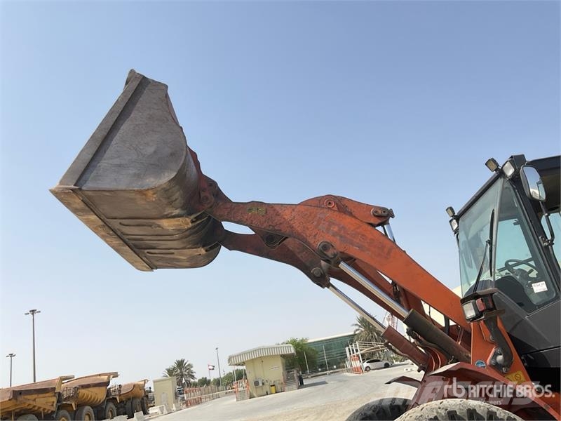 Hitachi ZW140-6 Wheel Loader لوادر بعجل